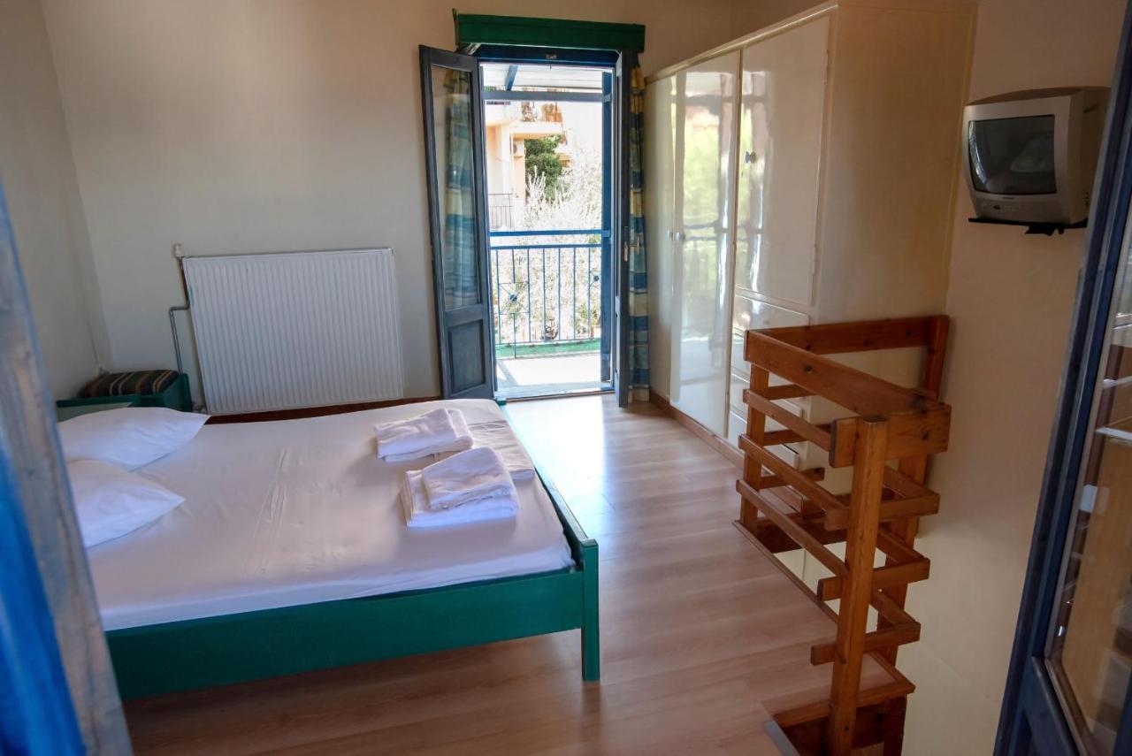 Kleoni Club Apartments Tolo Ngoại thất bức ảnh