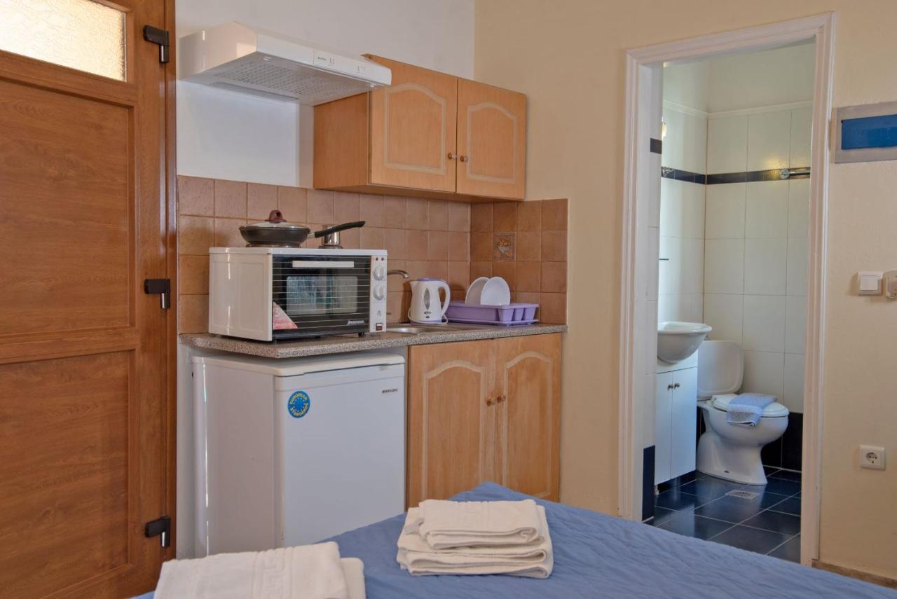 Kleoni Club Apartments Tolo Ngoại thất bức ảnh
