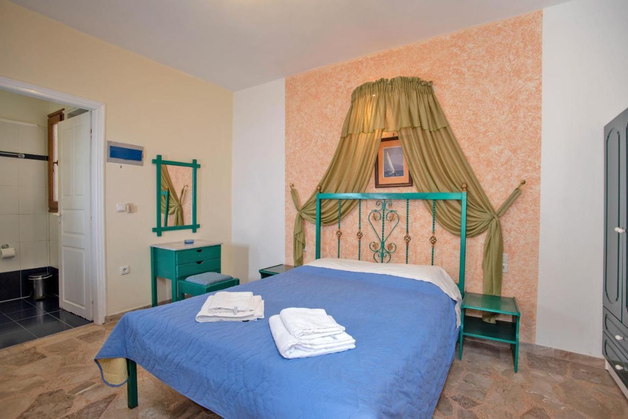 Kleoni Club Apartments Tolo Ngoại thất bức ảnh