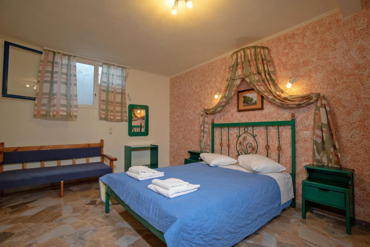 Kleoni Club Apartments Tolo Ngoại thất bức ảnh