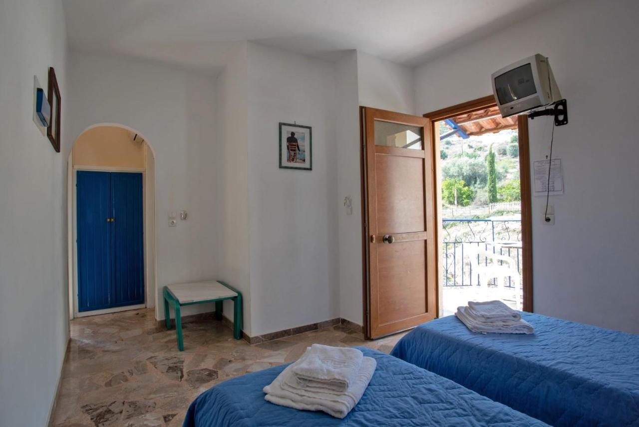 Kleoni Club Apartments Tolo Ngoại thất bức ảnh