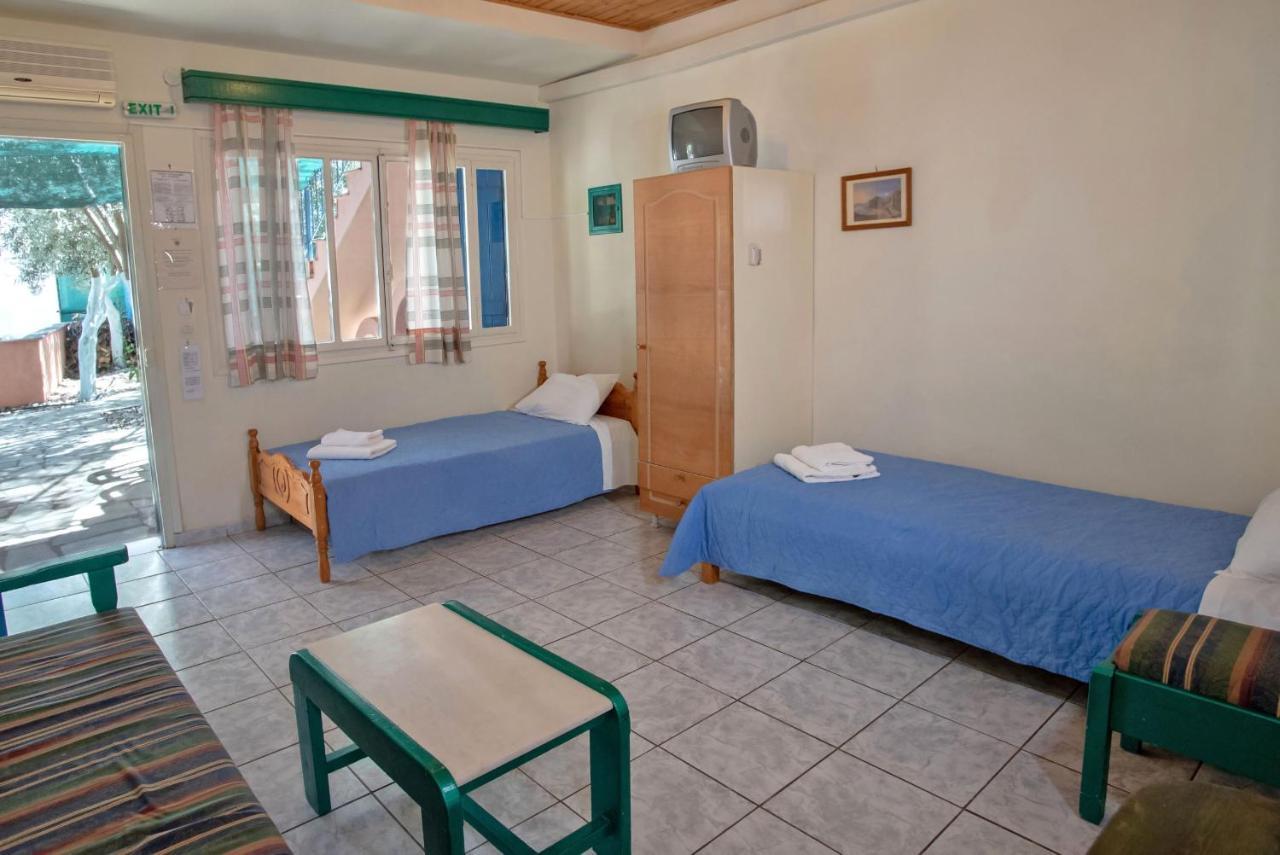 Kleoni Club Apartments Tolo Ngoại thất bức ảnh