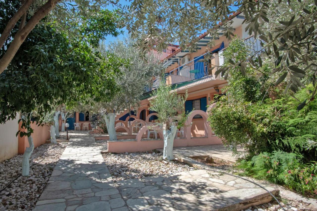 Kleoni Club Apartments Tolo Ngoại thất bức ảnh
